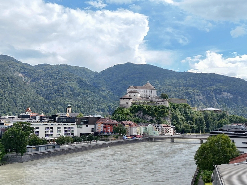 Im Zentrum von Kufstein: Neuwertige 3-Zimmer-Erdgeschosswohnung