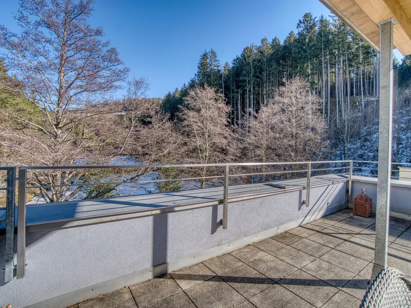 Naturnahe Doppelhaushälfte – Ihr Familientraum direkt am Herzsee bei Innsbruck