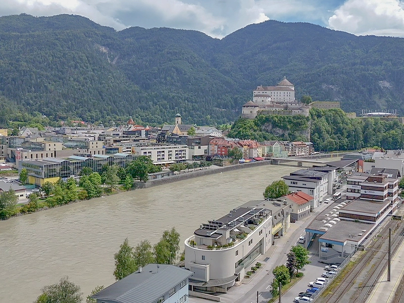 Im Zentrum von Kufstein: Neuwertige 3-Zimmer-Erdgeschosswohnung